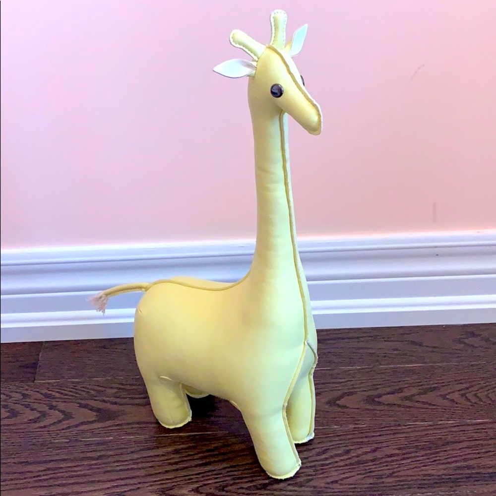 COPY - Zuny Handcrafted Synthetic Leather Giraffe